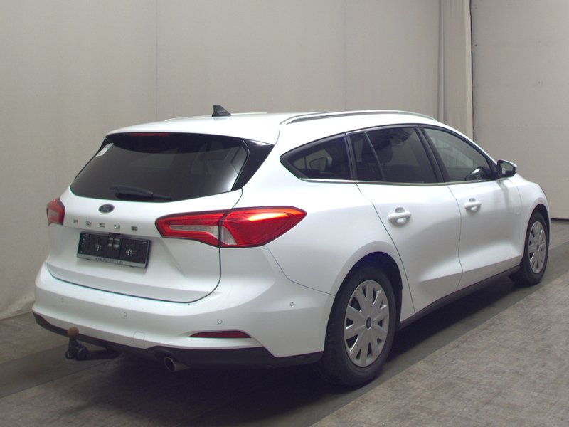 Ford Focus Turnier 1.5 EcoBlue automatik Cool&Connect • LED • Kuka za vuču (AHK) — 4