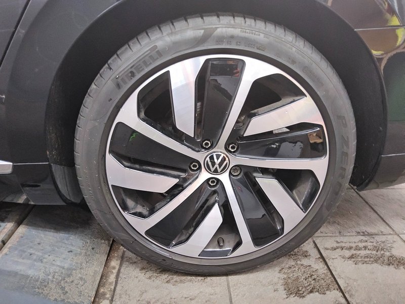 Volkswagen Arteon Shooting Brake 2.0 TDI automatik R-Line • ACC — 11