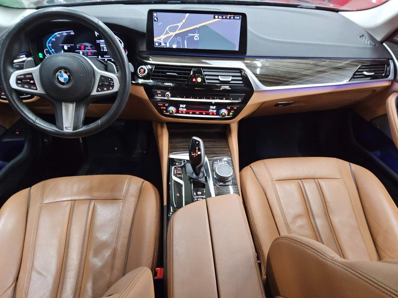 BMW 530i Touring automatik Luxury Line • ACC • koža — 5