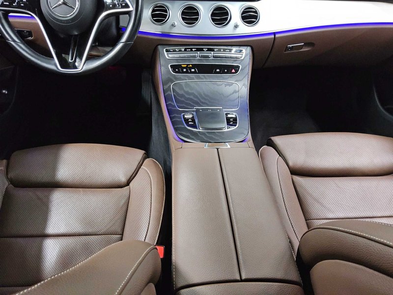 Mercedes-Benz E 300 de karavan automatik AMG Line • 360° kamera • LED — 6