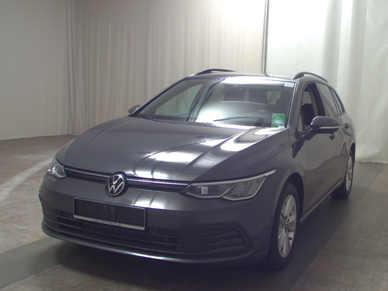 Volkswagen Golf 8 Variant 2.0 TDI automatik Life • ACC • Full LED — 2