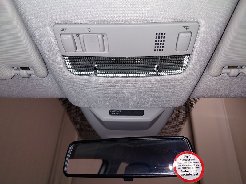 Volkswagen up! 1.0 Move • senzori straga • Kamera za parkiranje — 13