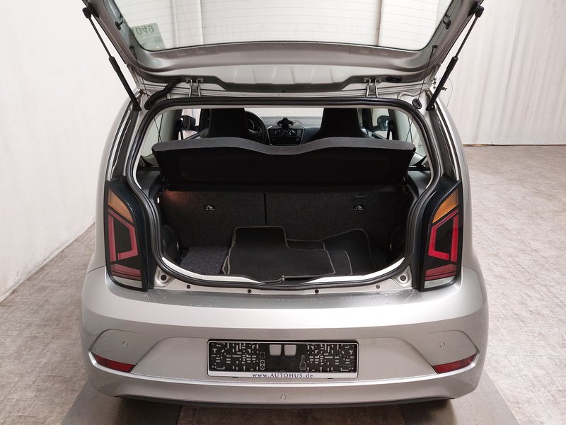 Volkswagen up! 1.0 Move • senzori straga • Kamera za parkiranje — 15