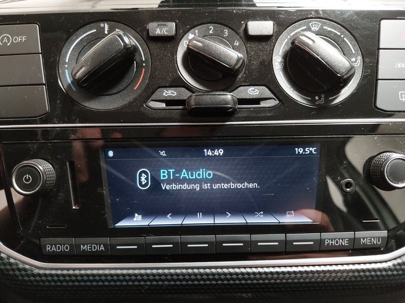 Volkswagen up! 1.0 Move • senzori straga • Kamera za parkiranje — 19