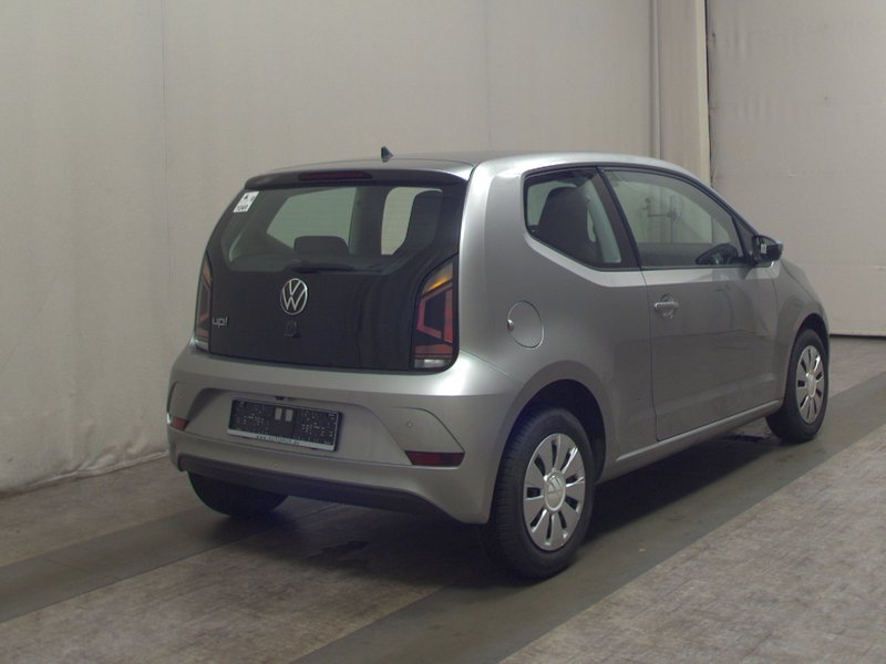 Volkswagen up! 1.0 Move • senzori straga • Kamera za parkiranje — 4