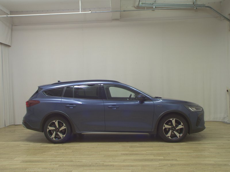 Ford Focus Turnier 1.5 EcoBlue automatik Active • ACC • kuka