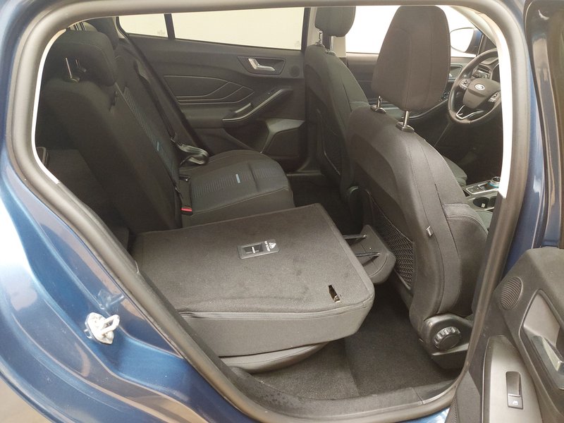 Ford Focus Turnier 1.5 EcoBlue automatik Active • ACC • kuka — 11