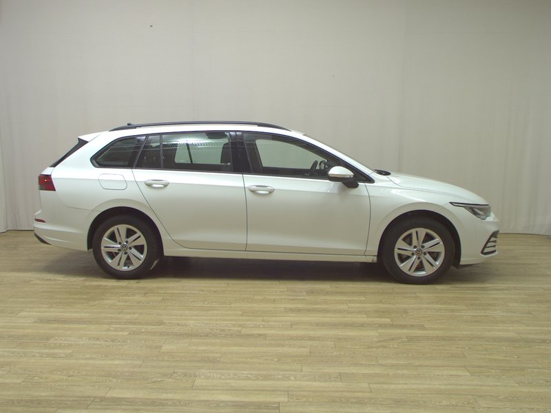 Volkswagen Golf Variant 2.0 TDI Life • ACC • bežično punjenje