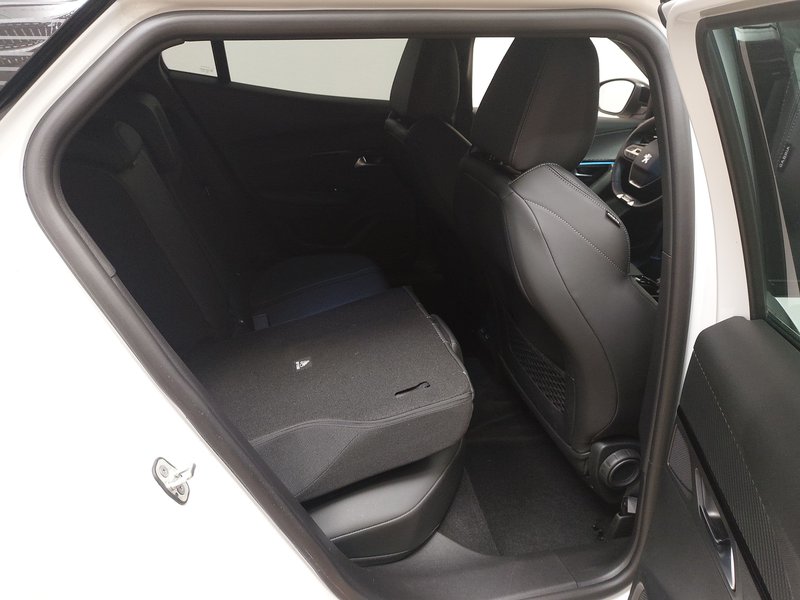 Peugeot 2008 GT-Line • LED — 11