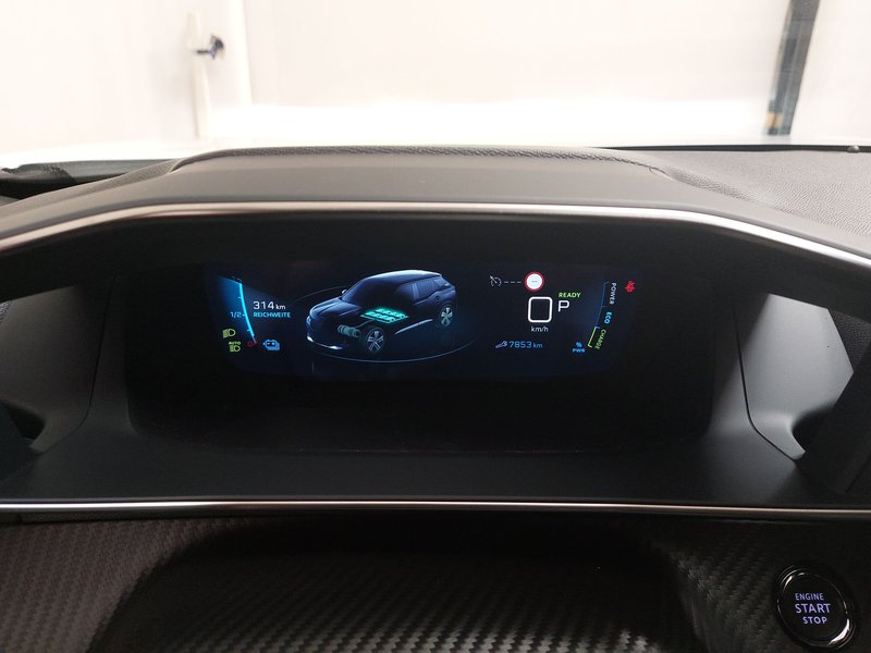 Peugeot 2008 GT-Line • LED — 21