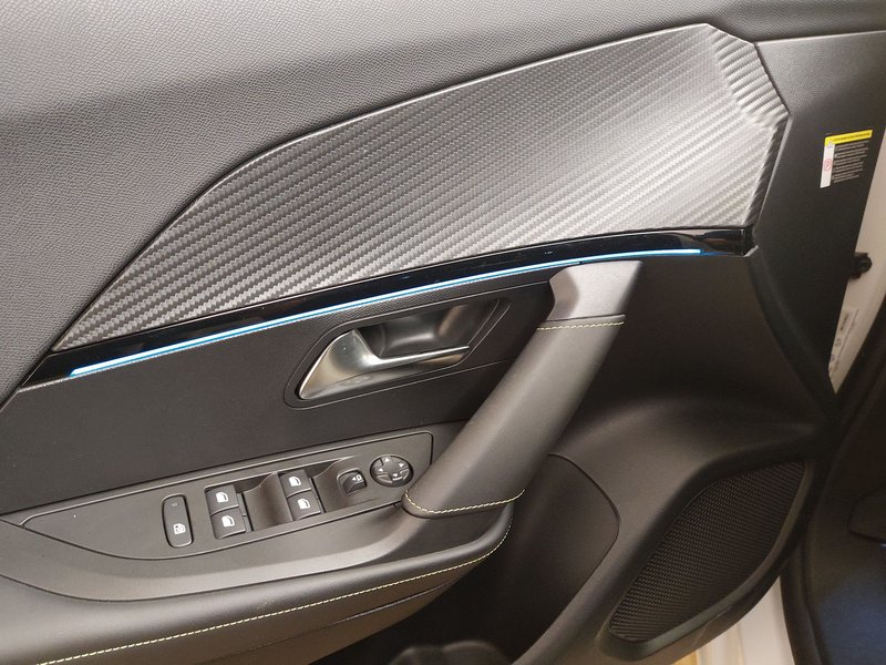 Peugeot 2008 GT-Line • LED — 5