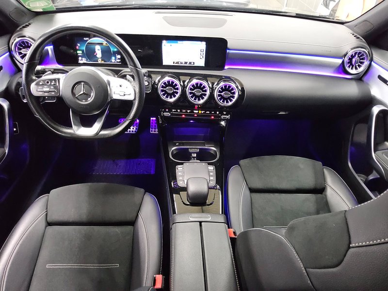 Mercedes-Benz A 250 e automatik AMG Line • LED — 5