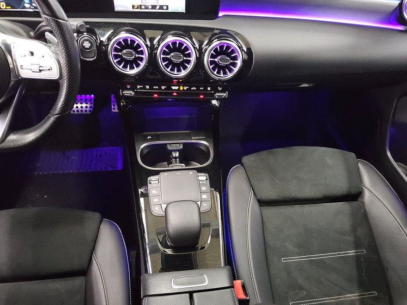 Mercedes-Benz A 250 e automatik AMG Line • LED — 6