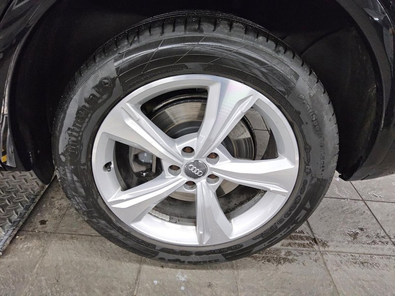 Audi Q5 45 TDI quattro sport automatik • panorama • ACC — 12