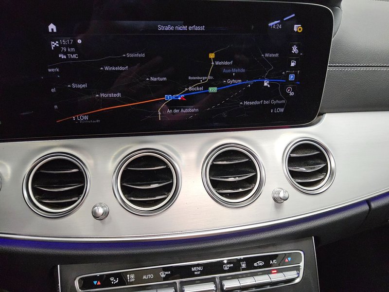 Mercedes-Benz E 300 de karavan automatik AMG Line • ACC • AHK — 7