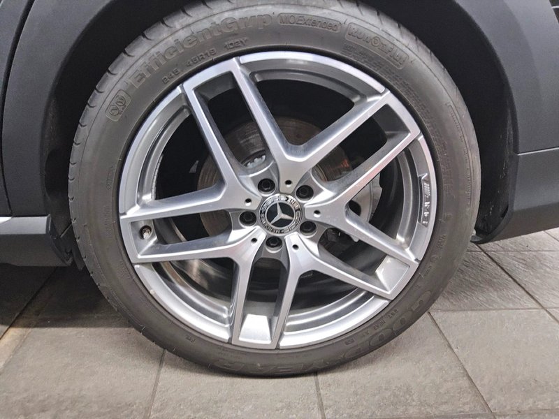 Mercedes-Benz E 220 d 4MATIC karavan automatik All-Terrain • ACC • LED — 10