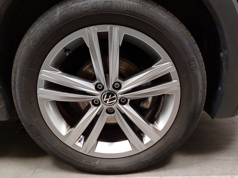 Volkswagen T-Cross 1.0 TSI R-Line • LED — 8