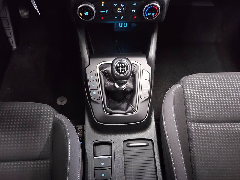 Ford Focus 1.5 EcoBlue Cool&Connect • 360° kamera • ACC — 6