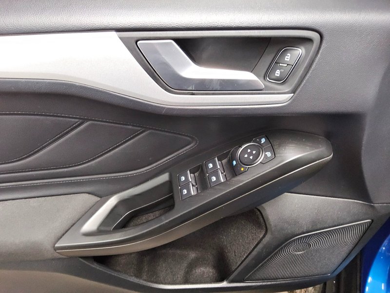 Ford Focus 1.5 EcoBlue Cool&Connect • 360° kamera • ACC — 9