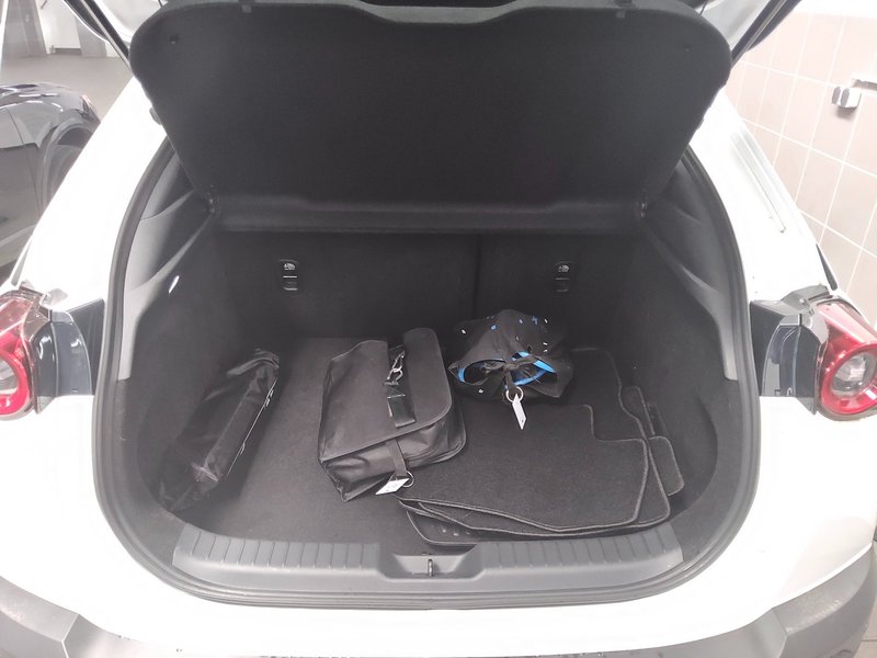 Mazda MX-30 e-Skyactiv • ACC • HUD — 11