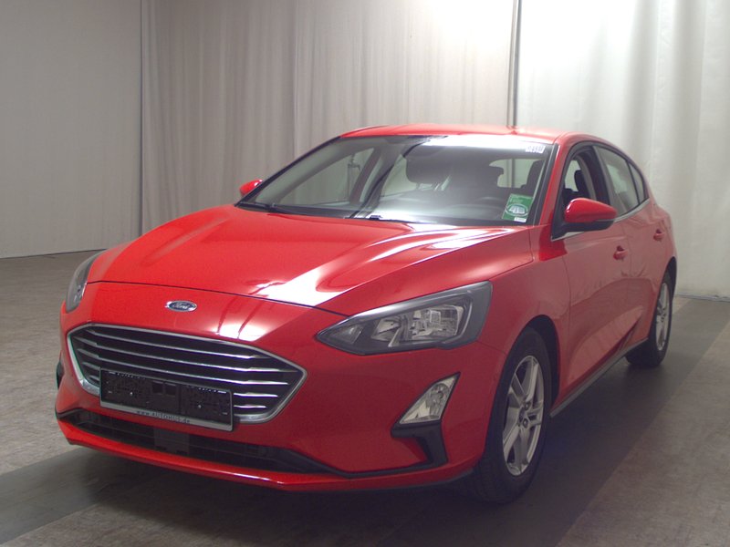 Ford Focus 1.0 EcoBoost Titanium • ACC • LED — 2