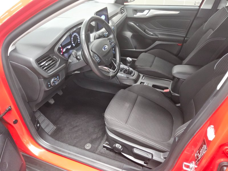 Ford Focus 1.0 EcoBoost Titanium • ACC • LED — 8