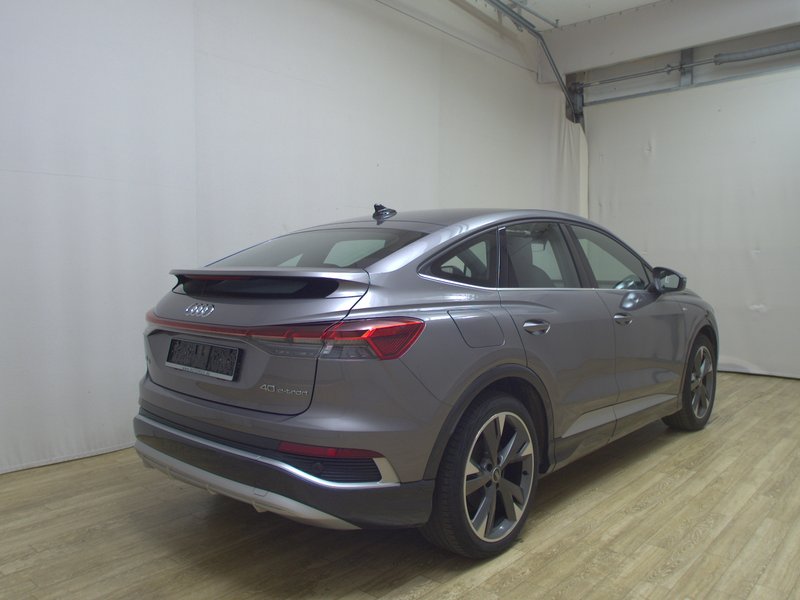 Audi Q4 Sportback 40 e-tron S line — 4