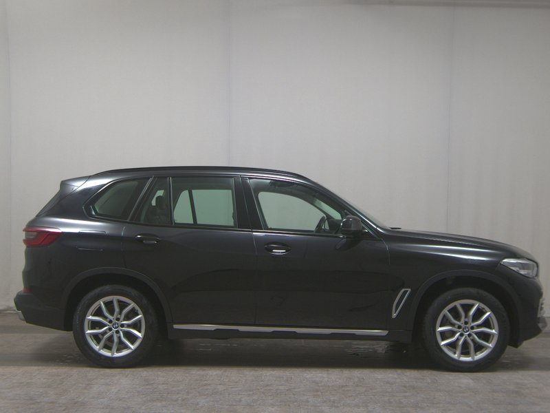 BMW X5 xDrive30d automatik xLine • koža • Webasto