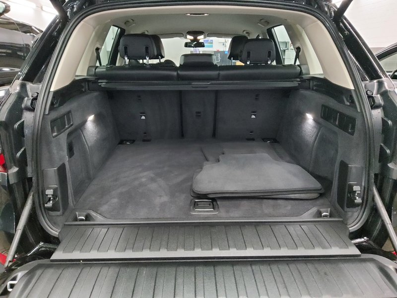 BMW X5 xDrive30d automatik xLine • koža • Webasto — 12