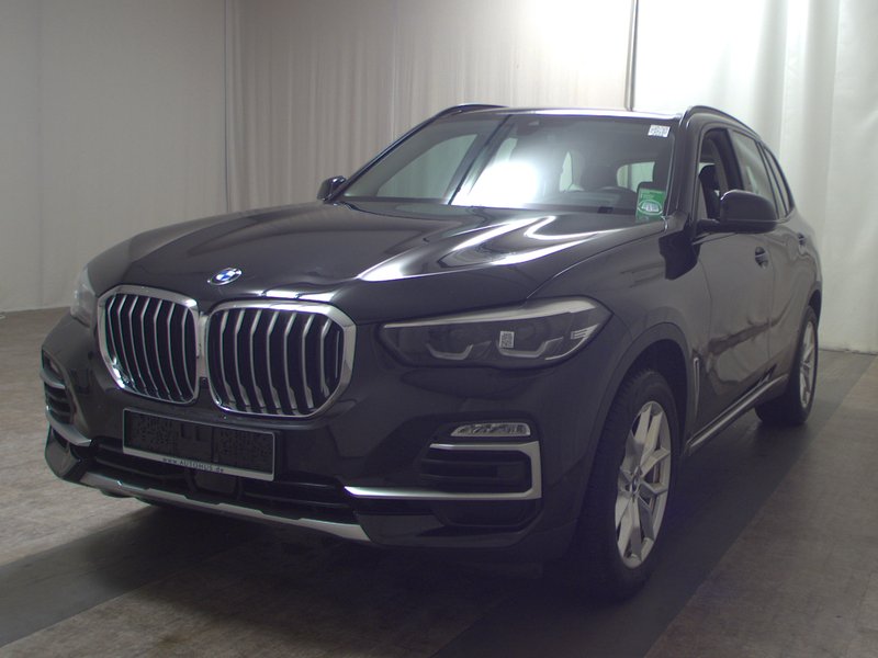 BMW X5 xDrive30d automatik xLine • koža • Webasto — 2