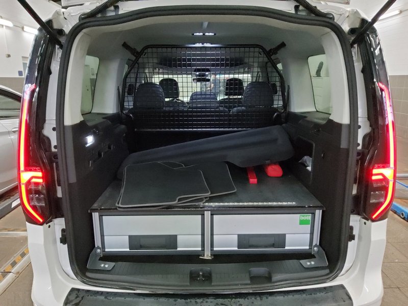 Volkswagen Caddy Maxi 2.0 TDI automatik Style • Full LED • AHK — 12