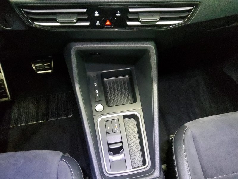 Volkswagen Caddy Maxi 2.0 TDI automatik Style • Full LED • AHK — 6