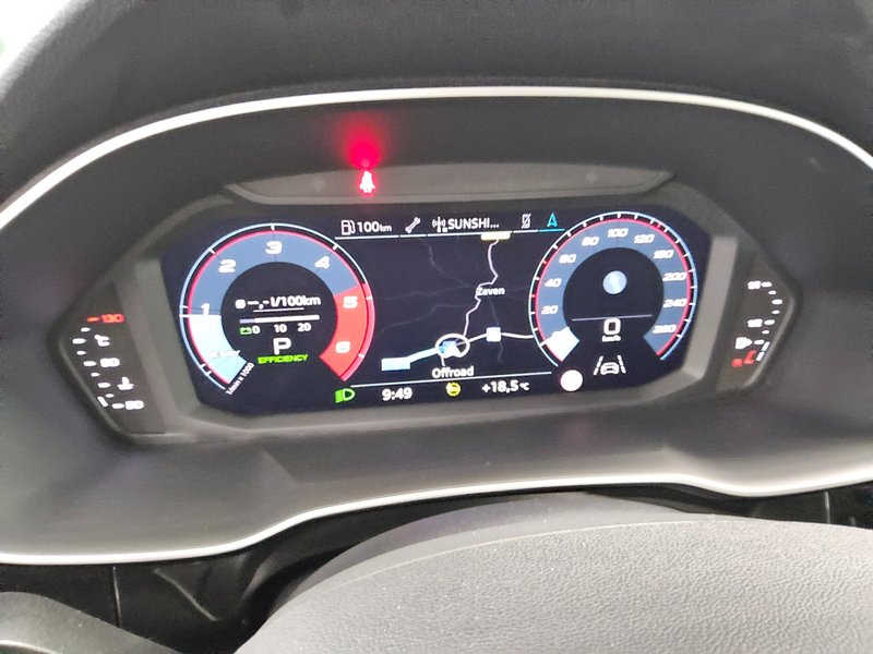 Audi Q3 35 TDI automatik advanced • Full LED • koža — 8