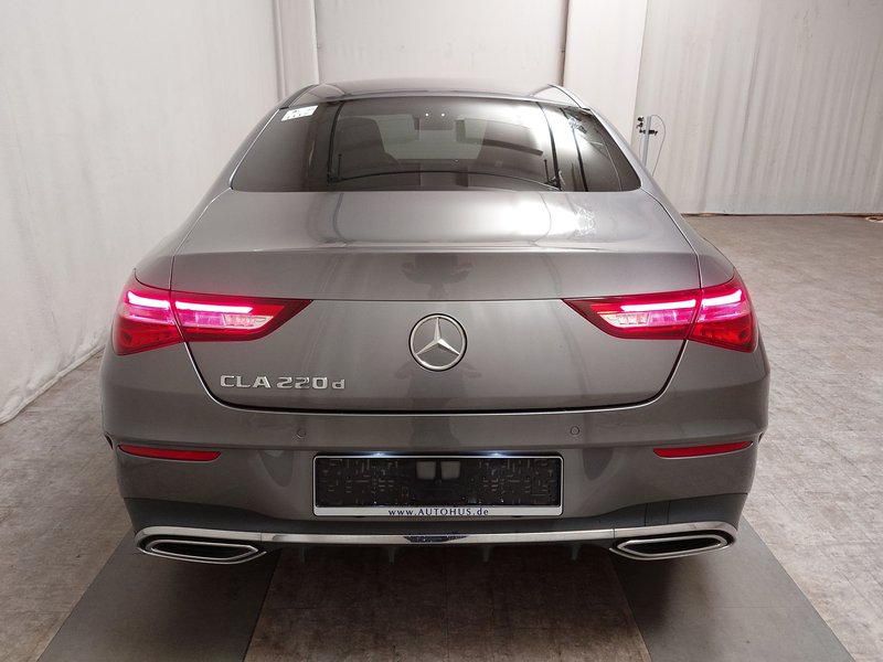 Mercedes-Benz CLA 220 d automatik AMG-Line • ACC • električna peta vrata — 14