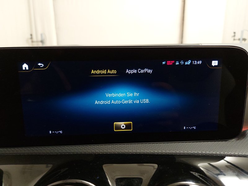 Mercedes-Benz CLA 220 d automatik AMG-Line • ACC • električna peta vrata — 17