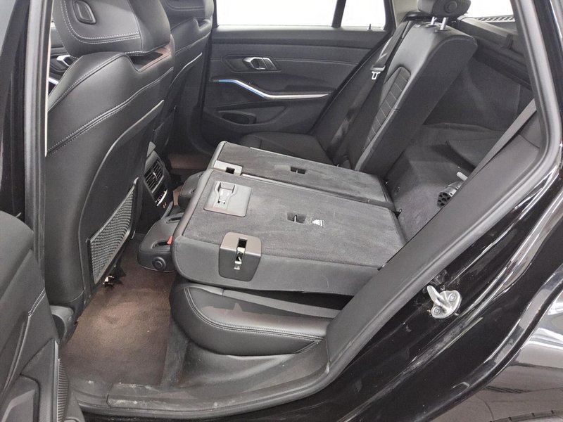BMW 330e Touring automatik Sport Line • ACC • LED — 13