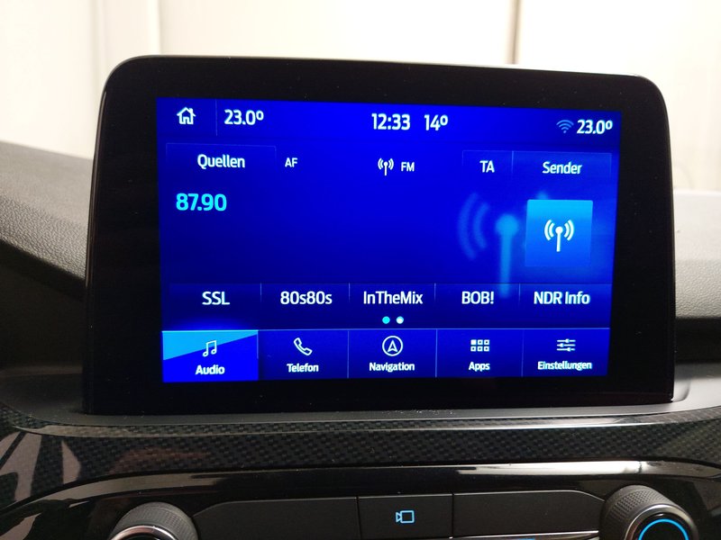 Ford Kuga 2.0 EcoBlue ST-Line X • HUD • ACC — 15