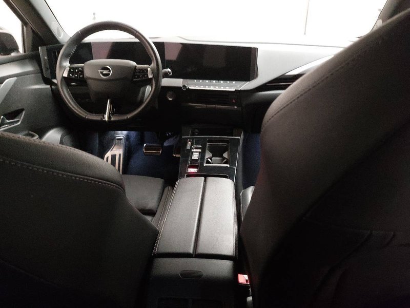 Opel Astra Sports Tourer 1.5 D automatik Ultimate • Otvarajući krov • Full LED — 16