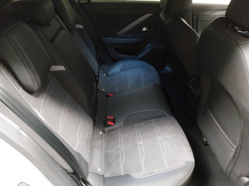Opel Astra Sports Tourer 1.5 D automatik Ultimate • Otvarajući krov • Full LED — 17