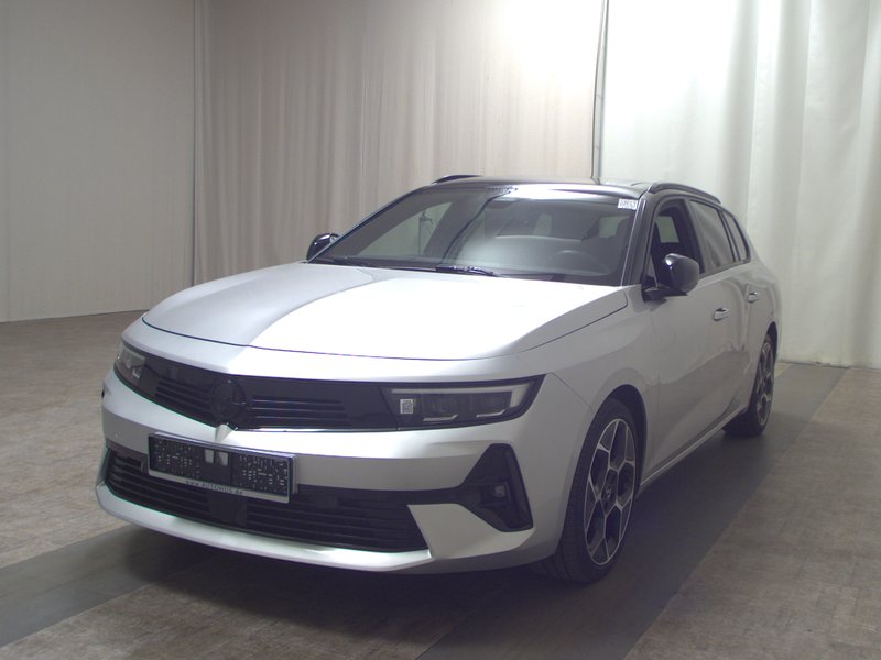 Opel Astra Sports Tourer 1.5 D automatik Ultimate • Otvarajući krov • Full LED — 2