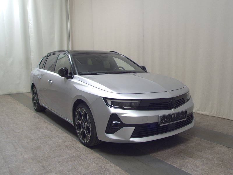 Opel Astra Sports Tourer 1.5 D automatik Ultimate • Otvarajući krov • Full LED — 3