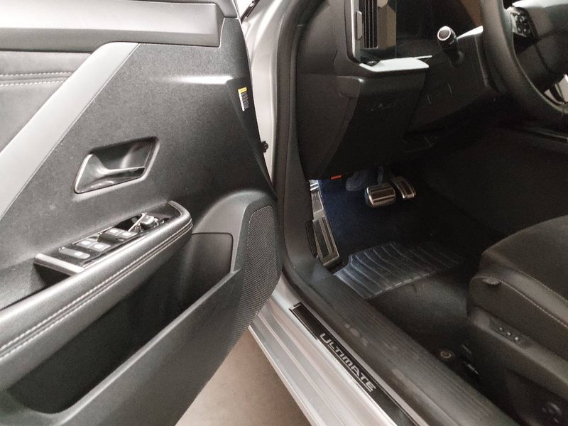 Opel Astra Sports Tourer 1.5 D automatik Ultimate • Otvarajući krov • Full LED — 5