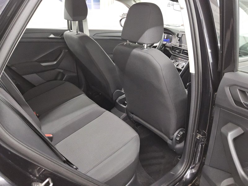 Volkswagen T-Roc 1.0 TSI • LED — 13