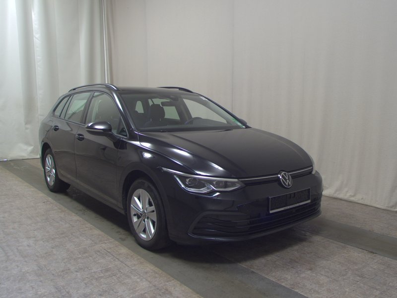 Volkswagen Golf 8 Variant 2.0 TDI automatik Life • ACC • Full LED — 3