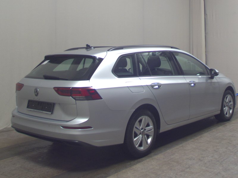 Volkswagen Golf 8 Variant 2.0 TDI automatik Life • ACC • HUD — 4