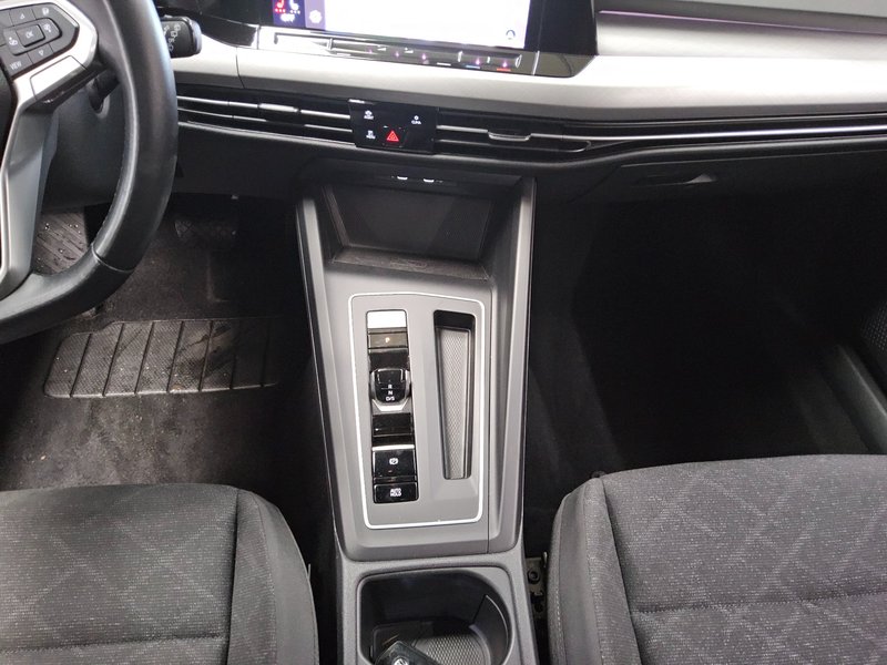 Volkswagen Golf 8 Variant 2.0 TDI automatik Life • ACC • HUD — 6
