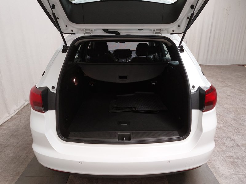 Opel Astra ST 1.5 D Business Edition automatik • LED • AHK — 15