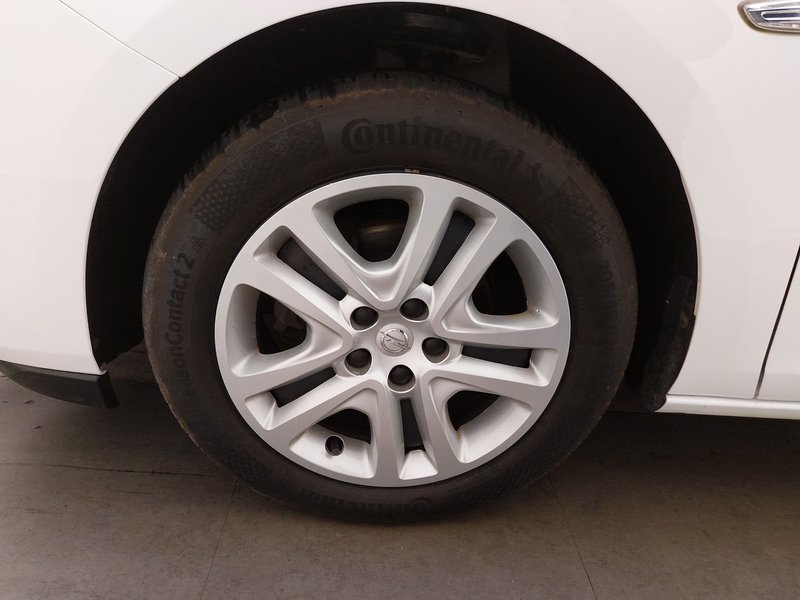 Opel Astra ST 1.5 D Business Edition automatik • LED • AHK — 8