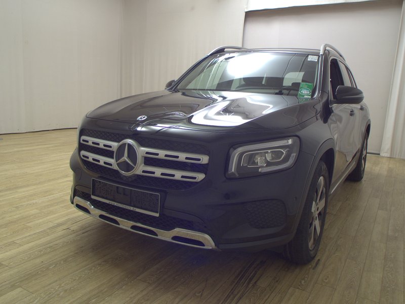 Mercedes-Benz GLB 200 d automatik Progressive • AHK • Full LED — 2