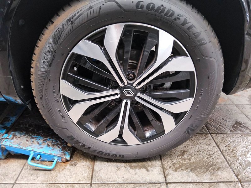 Renault Austral 1.3 TCe automatik Evolution • Full LED • digitalni instrumenti — 11